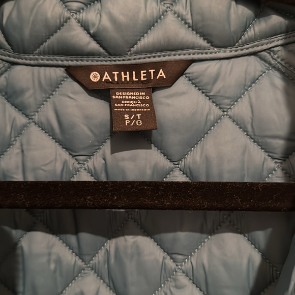 Athleta Puffer Jacket - Picture 3 of 5